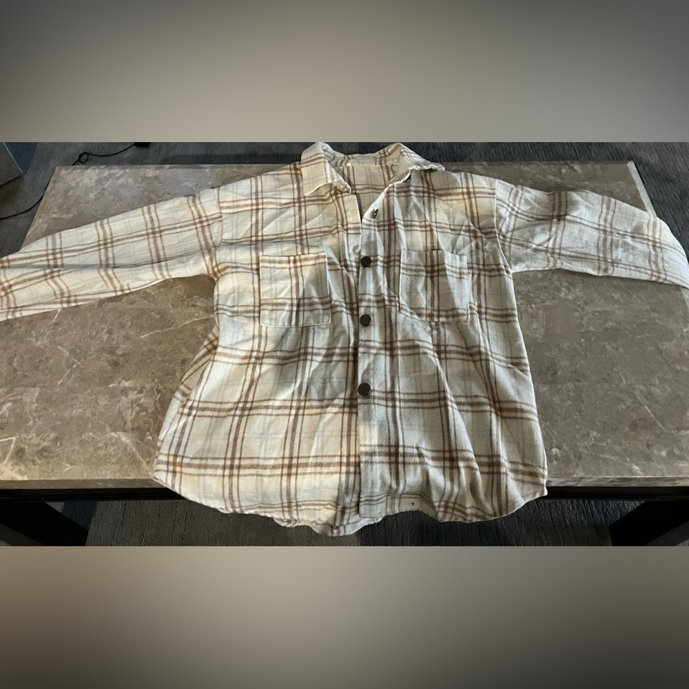 Flannel Plaid Button-Up Shirt